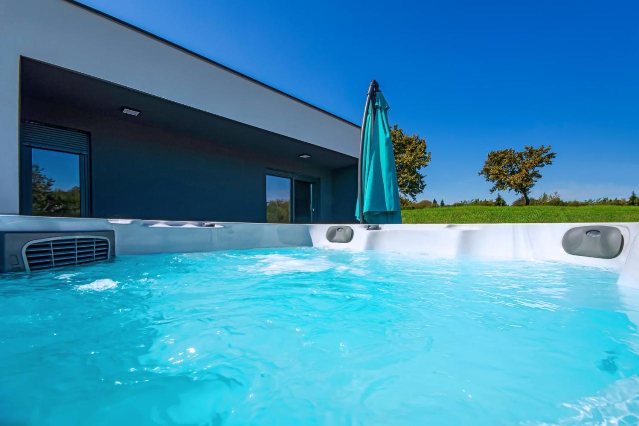 K Relax Place, Varazdinske Toplice, Modern Home With Sauna, Jacuzzi, Wifi Luaran gambar