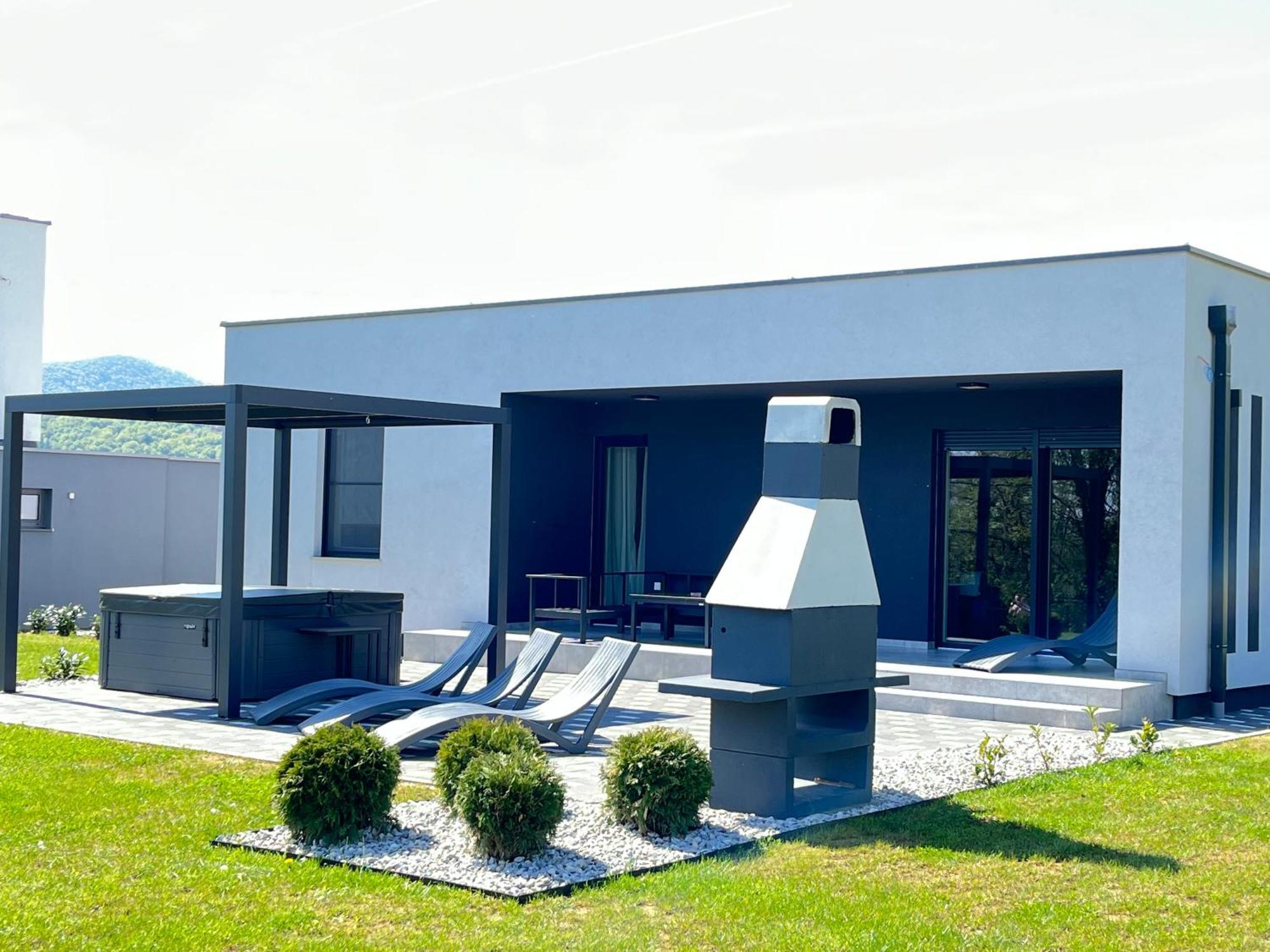 K Relax Place, Varazdinske Toplice, Modern Home With Sauna, Jacuzzi, Wifi Luaran gambar