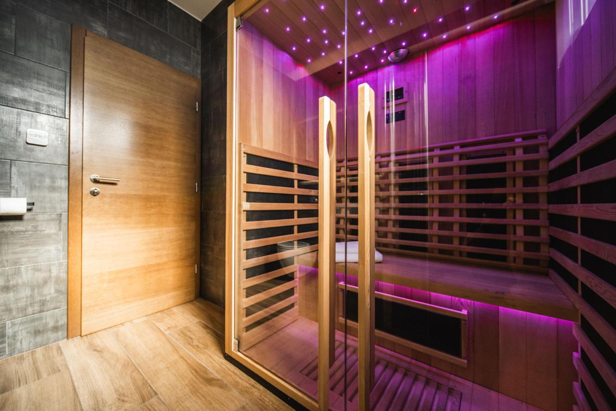 K Relax Place, Varazdinske Toplice, Modern Home With Sauna, Jacuzzi, Wifi Luaran gambar